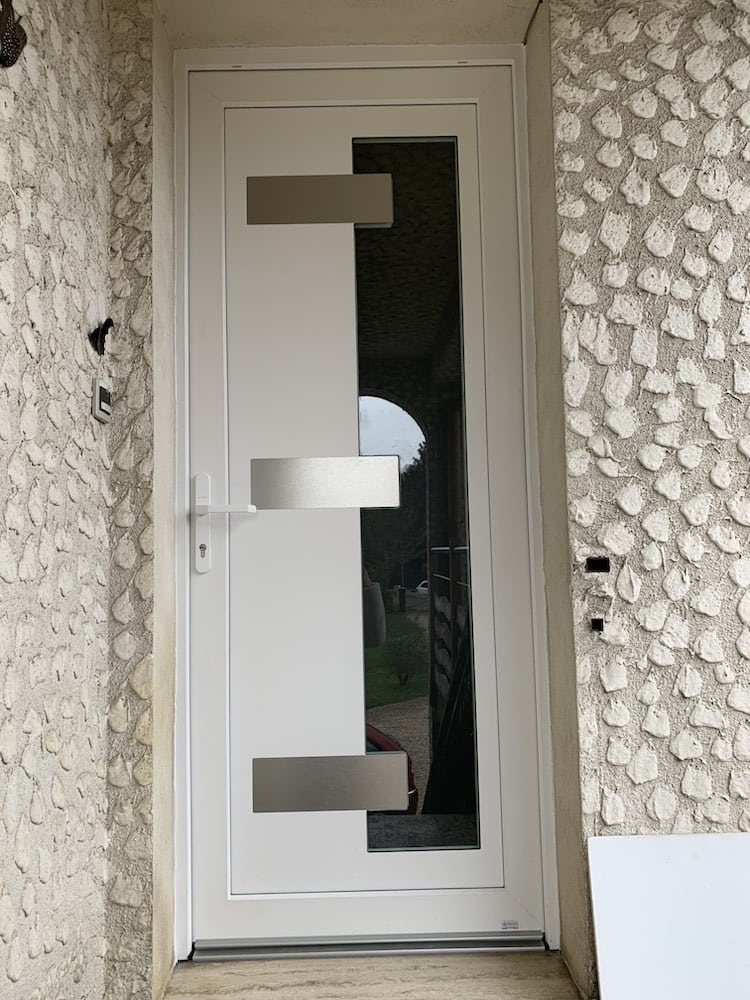 Porte d'entrée en PVC
