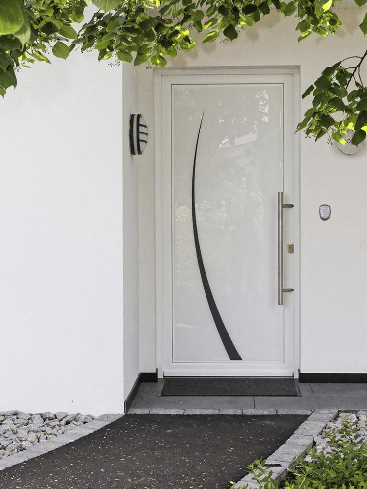 Portes d'entrée en Bois Aluminium de notre showroom d'exposition