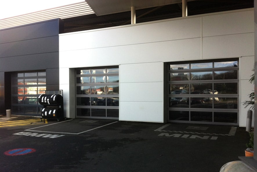 Porte de garage industrielle