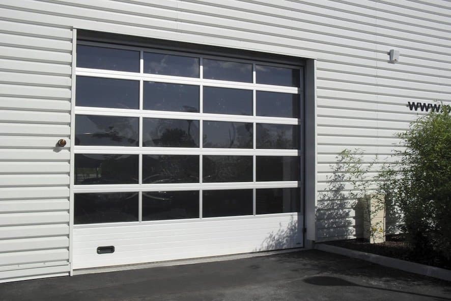 Porte de garage industrielle