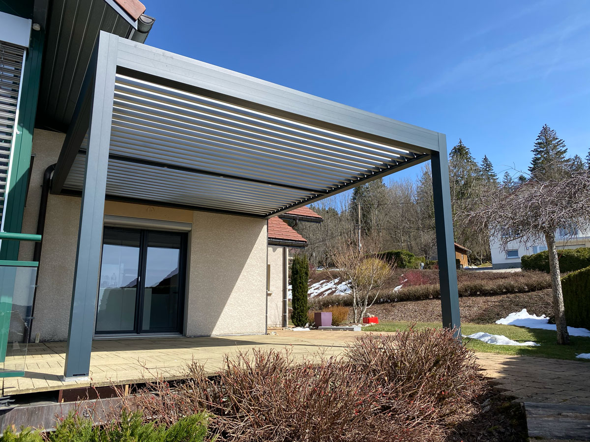 Pergola aluminium Bioclimatique avec lames orientables